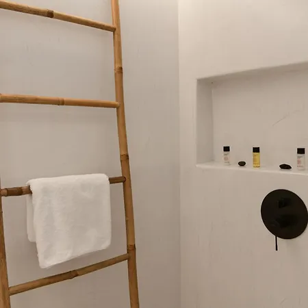 Art *