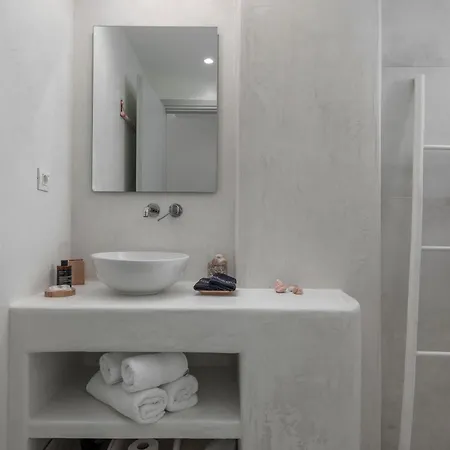 Art * 이오스 코라